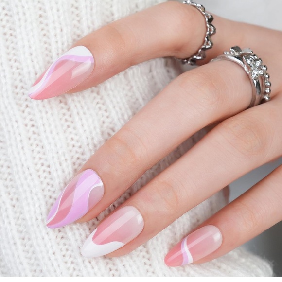 Other - Set of two press on nails